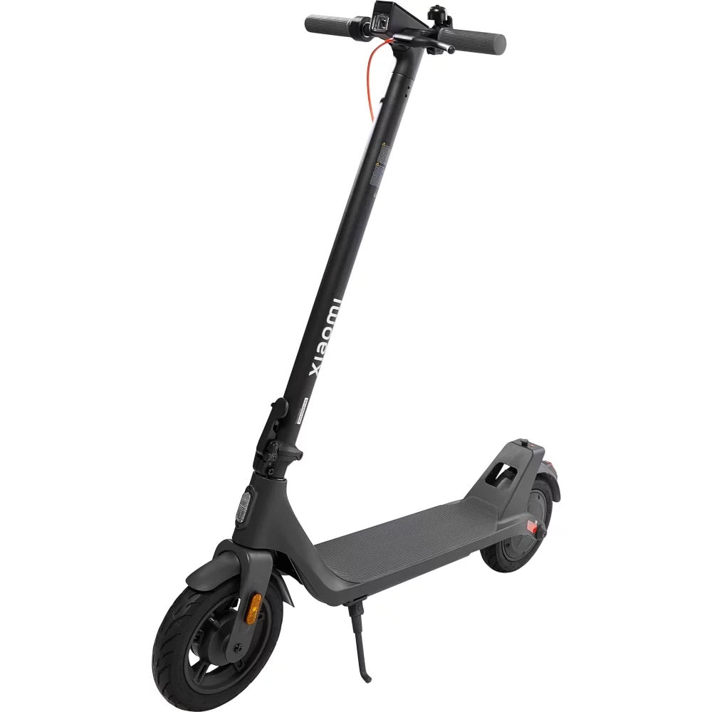 Image de la XIAOMI Scooter 4 Lite 2nd Gen  : Confortable pour petits trajets urbains
